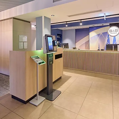 Hotell Koeln-messe 2*