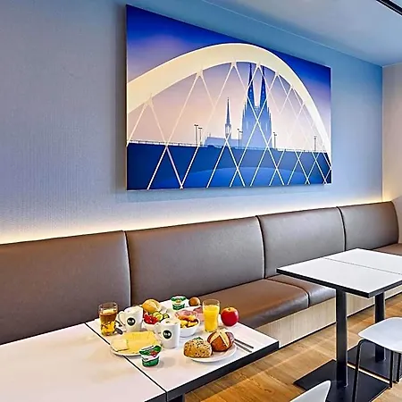 Koeln-messe Hotell 3*
